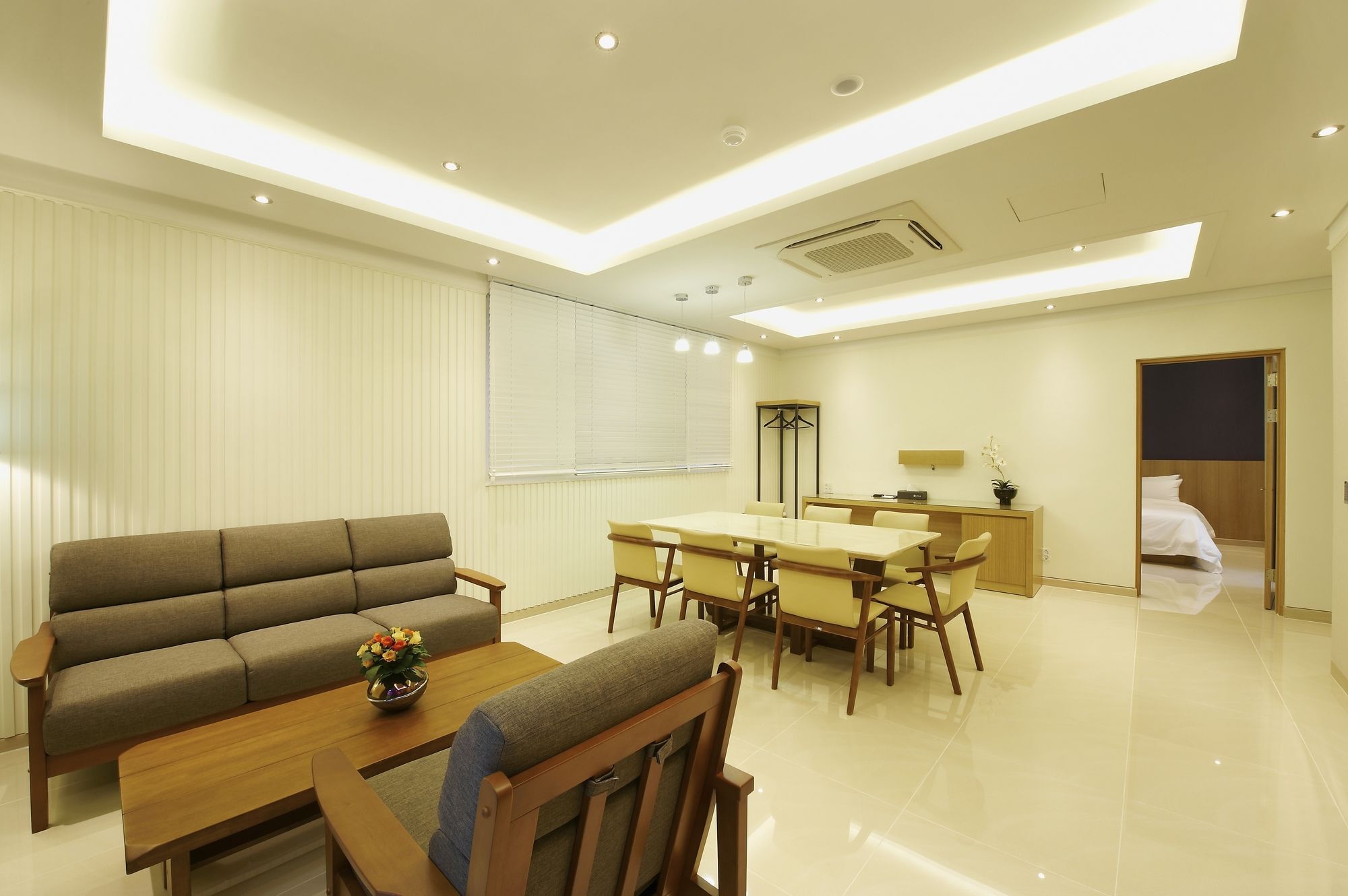 Hotel B Gwangju Metropolitan City Bagian luar foto
